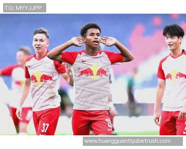 德天空报道多特蒙德积极推进阿德耶米续约经纪人门德斯与多队洽谈