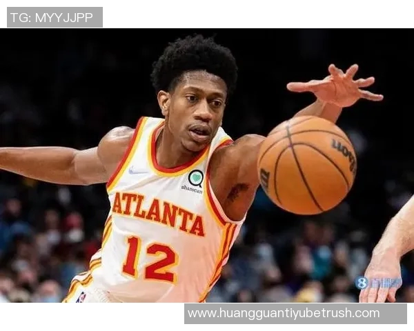 亨特上半场表现出色6投5中轻松斩获12分6篮板1助攻1抢断