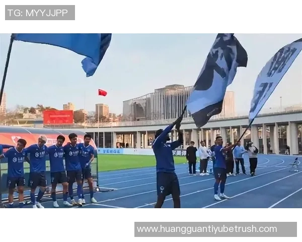 杨瑞琪在比赛最后时刻进球挽回颜面梅州仍以1-4落后于玉昆