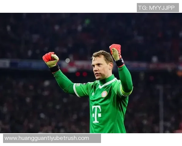 德媒报道拜仁全员参与训练诺伊尔独自进行恢复训练